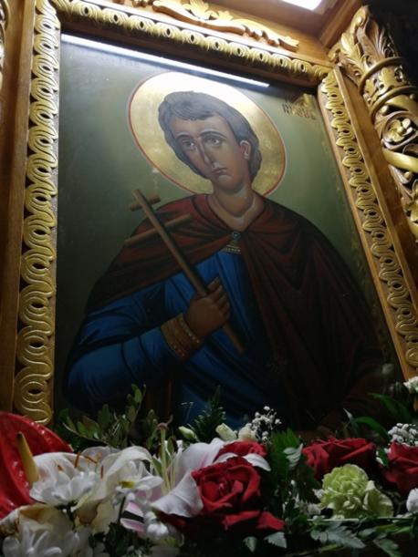icoana Sfântului Ioan Rusul *din paraclis